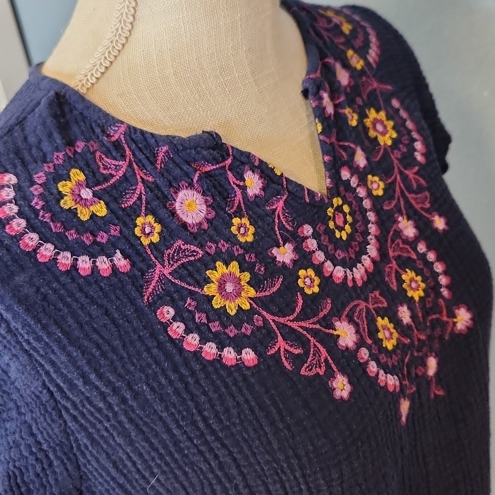 JCPenny VTG Y2K Boho Floral Embrodiery Cap Sleeve Textured Material Flowy Blouse - Picture 7 of 10
